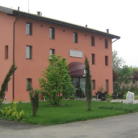 Hyknusa Hotel